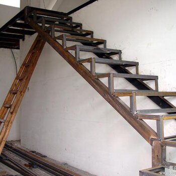 专业楼梯制作安装